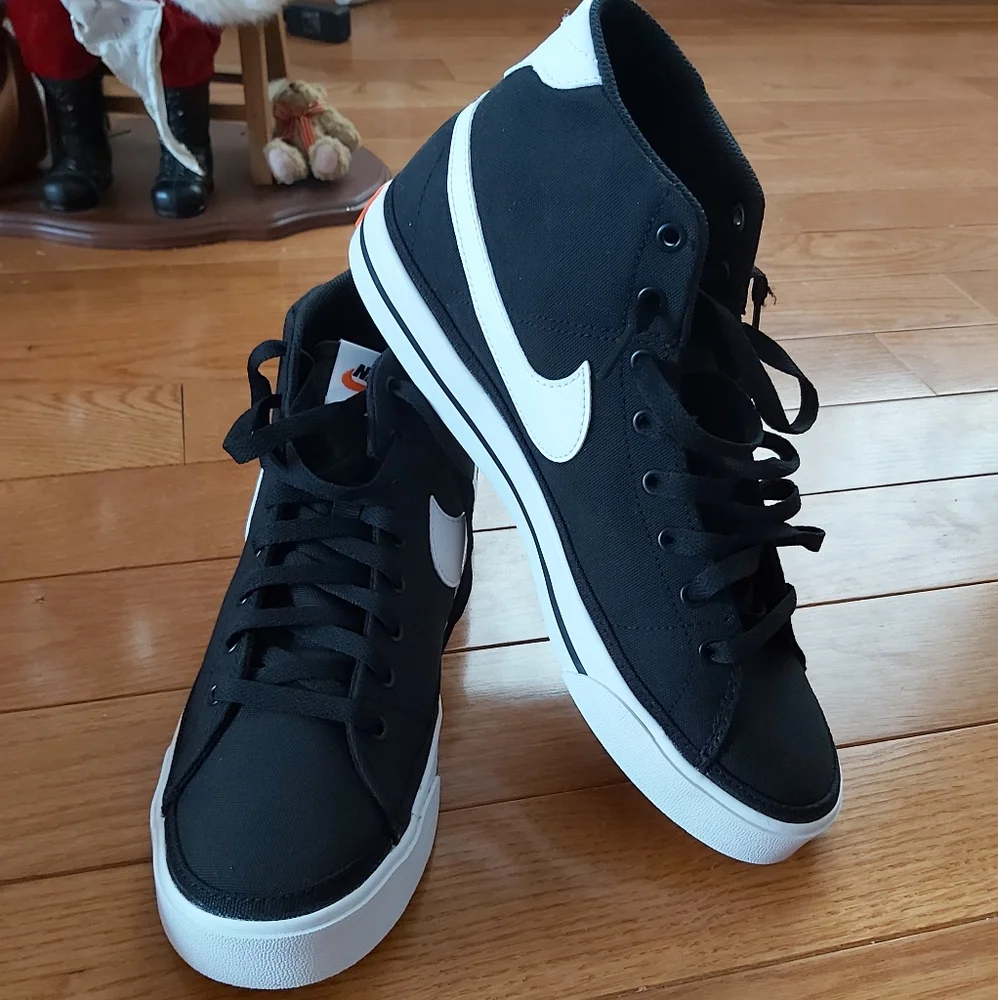 Trendy Nike men's sneakers - Picture 1 of 7